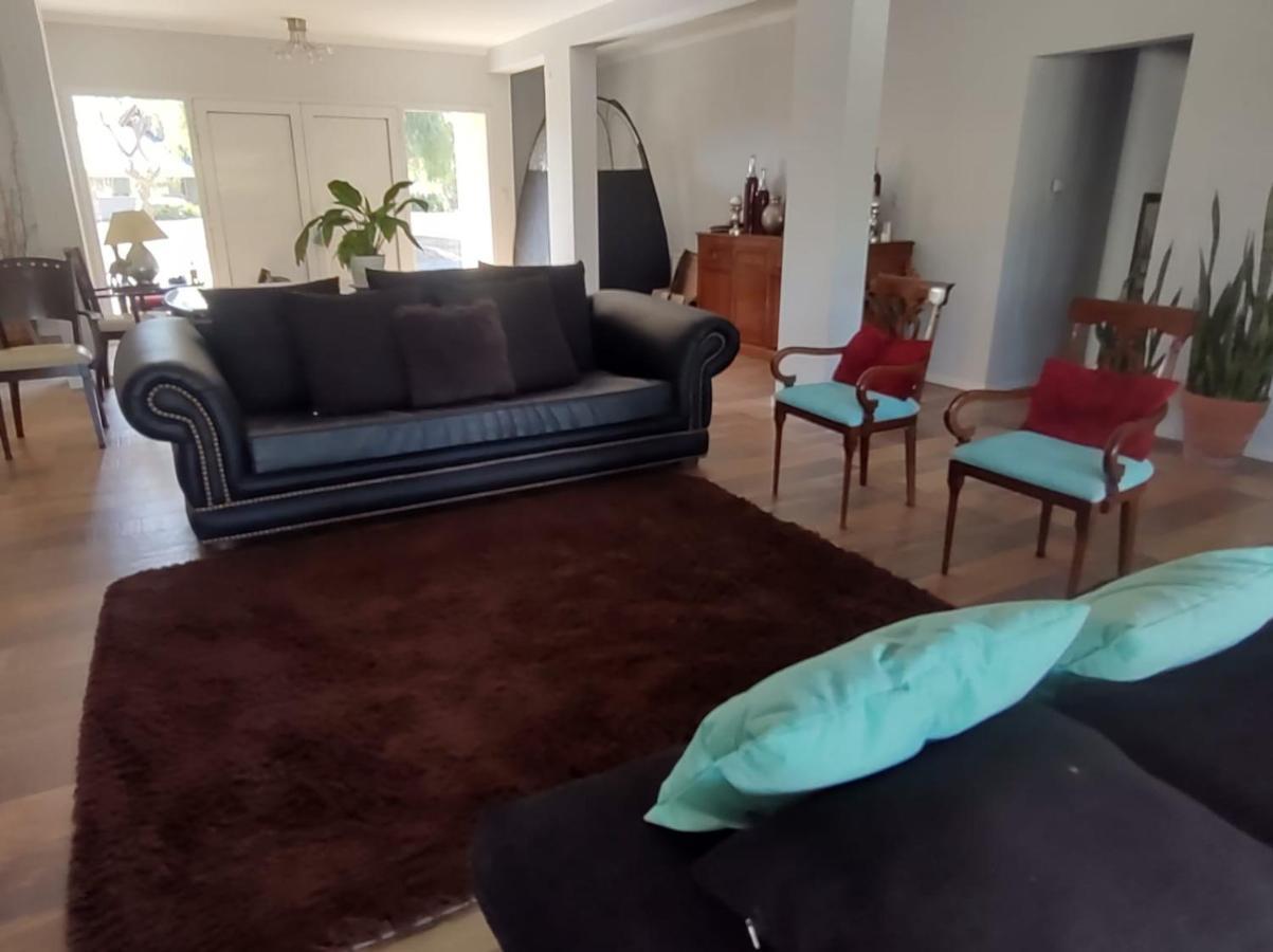 Casa 6 A Malibu 3Km Del Aeropuerto Podes Dejar Tu Auto Villa Allende Bagian luar foto