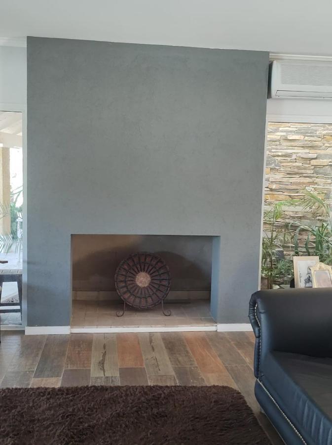 Casa 6 A Malibu 3Km Del Aeropuerto Podes Dejar Tu Auto Villa Allende Bagian luar foto