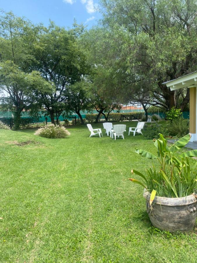 Casa 6 A Malibu 3Km Del Aeropuerto Podes Dejar Tu Auto Villa Allende Bagian luar foto